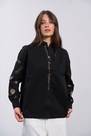 Сорочка Орбіти сили (1, M, Classic black, чорний) RM4362-26DB*-*3770 фото від українського бренду RicaMare