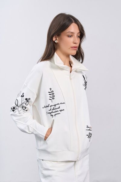 Олімпійка з вишивкою (10, S, White lily, молочний) RM4349-26DL*-*3620 фото від українського бренду RicaMare