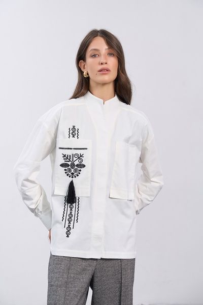 Рубашка с вышивкой и кисточкой (10, S, Milk, білий) RM4352-26DB*-*3777 фото от украинского бренда RicaMare