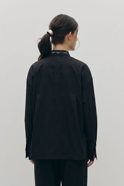 Плотная рубашка с вышивкой (1, 2XL, black-linen beige, чорний) RM4214-24DB*-*112 фото от украинского бренда RicaMare