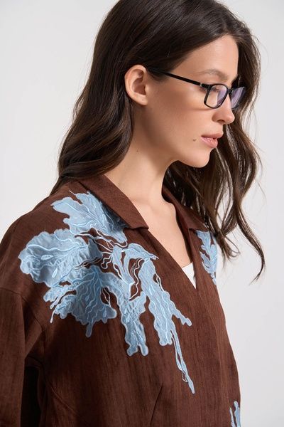 Костюм з аплікацією (11, S, Earth tones, коричневий) RM4313-26VS*-*3528 фото від українського бренду RicaMare