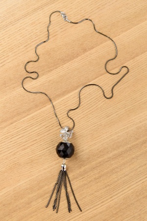 Ожерелье на цепочке с кулоном